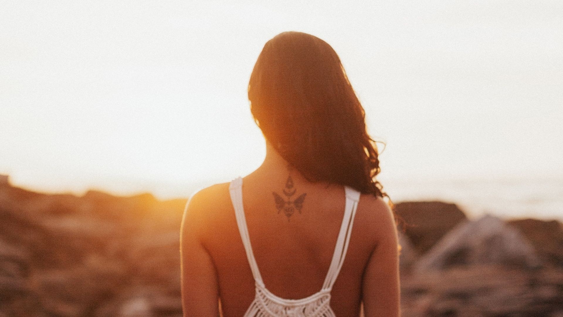 Jak żyć normalnie, gdy wokół jest tyle zła?