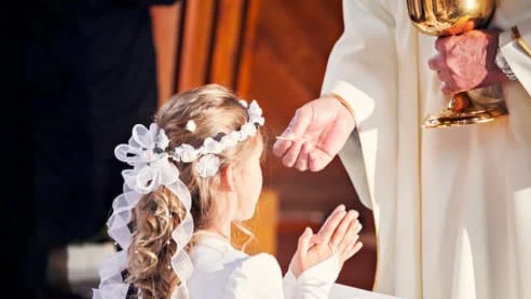 Zdjęcie Rodzina doniosła na dziecko! Fiskus sprawdza prezenty komunijne #1