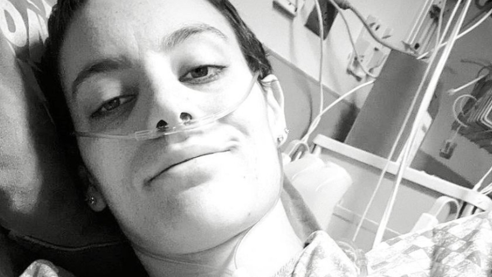 Zdjęcie Nie żyje młoda piosenkarka! Miała jedno marzenie przed śmiercią #1