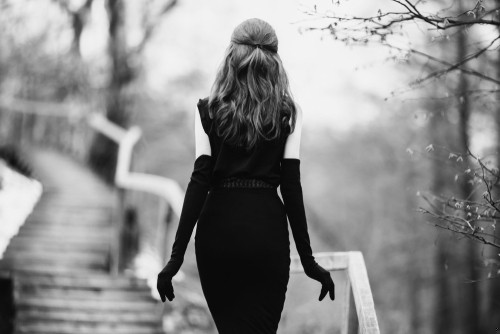 Czasami trzeba przejść przez piekło, aby odnaleźć szczęście i radość …