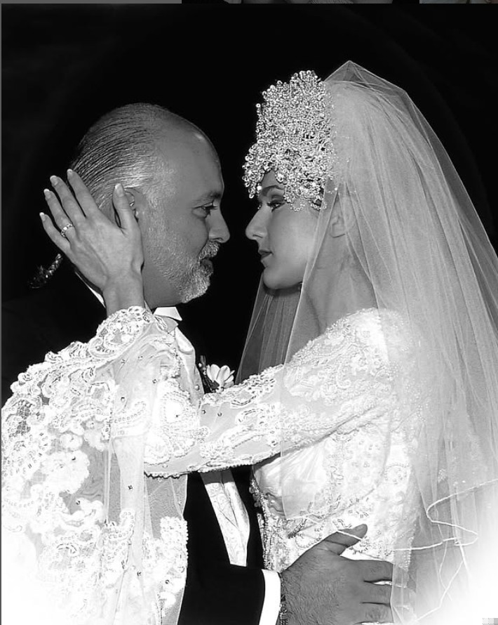 Zdjęcie “Jesteś częścią nas każdego dnia…” - czarno-białe zdjęcie na profilu Celine Dion! #1