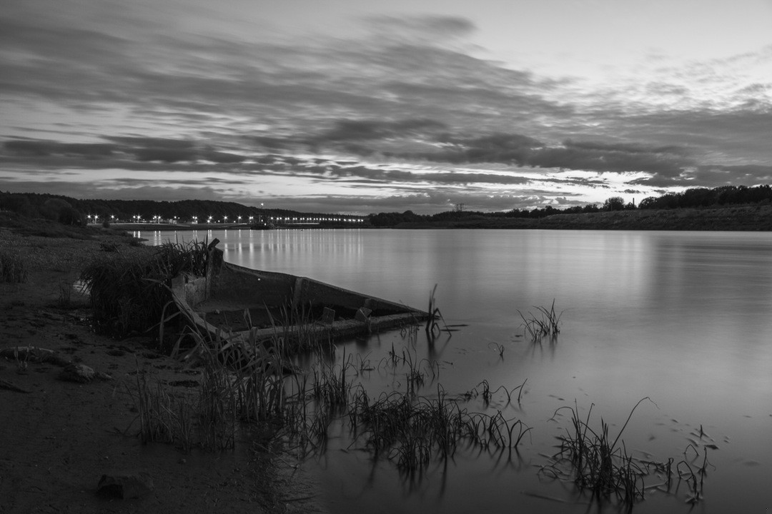 Miłość, która w epoce rakiet przetrwała cały miesiąc, staje się …