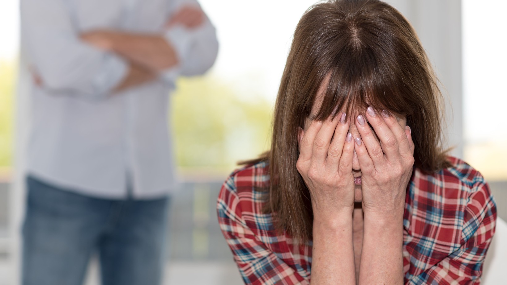 Dziewczynki niekochane w dzieciństwie przyciągają toksycznych facetów