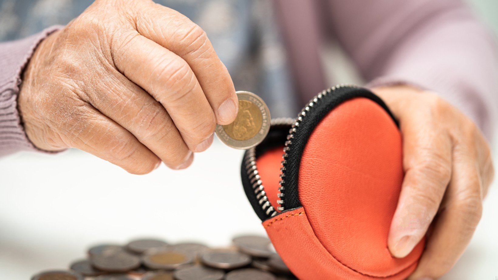 Zdjęcie Dodatkowe 8 tys. złotych dla seniorów?! Jaka będzie decyzja rządu? #1