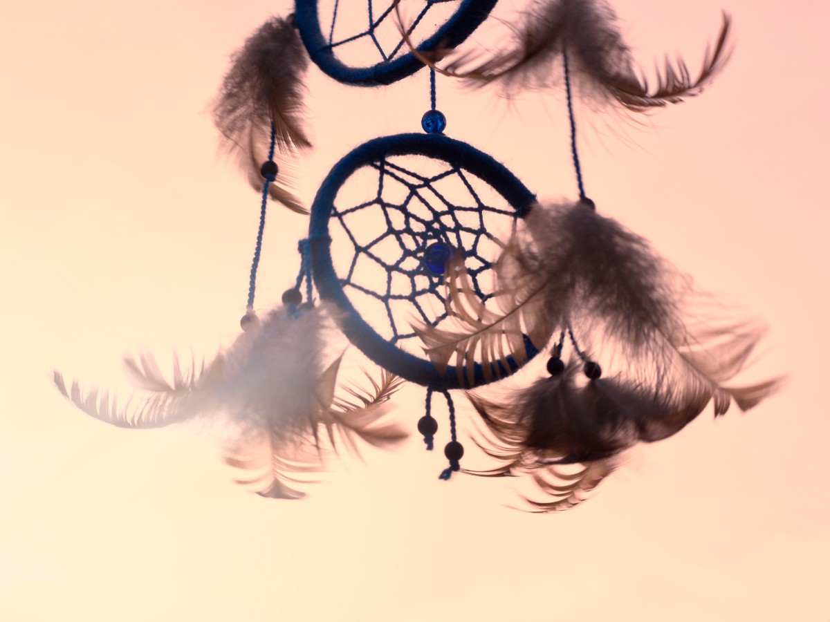 Dlaczego w marzeniach sennych doświadczamy niewyjaśnionych rzeczy?