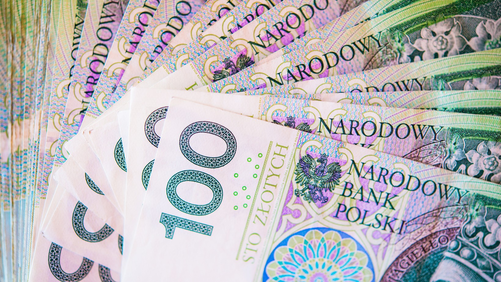 ZUS wypłaci nowe świadczenie. Nawet 3500 złotych! Zobacz, komu przysługuje