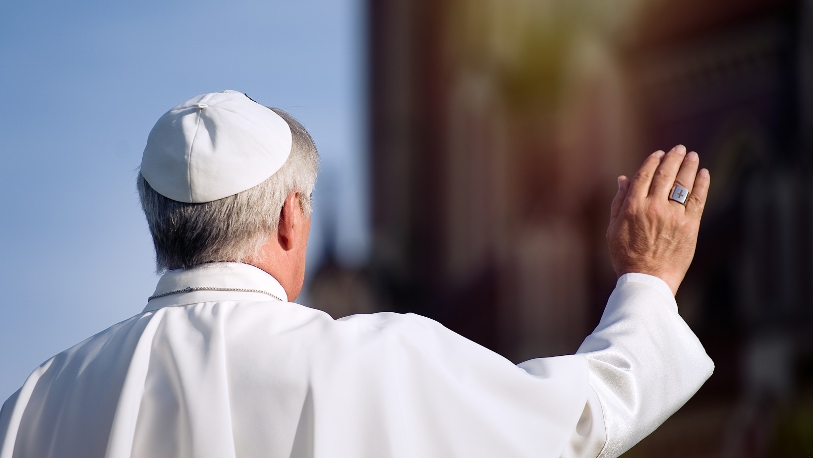 Papież Franciszek jest w szpitalu! Czeka go operacja!