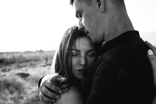 W życiu każdego tylko raz pojawia się odpowiednia dla nas osoba, która …