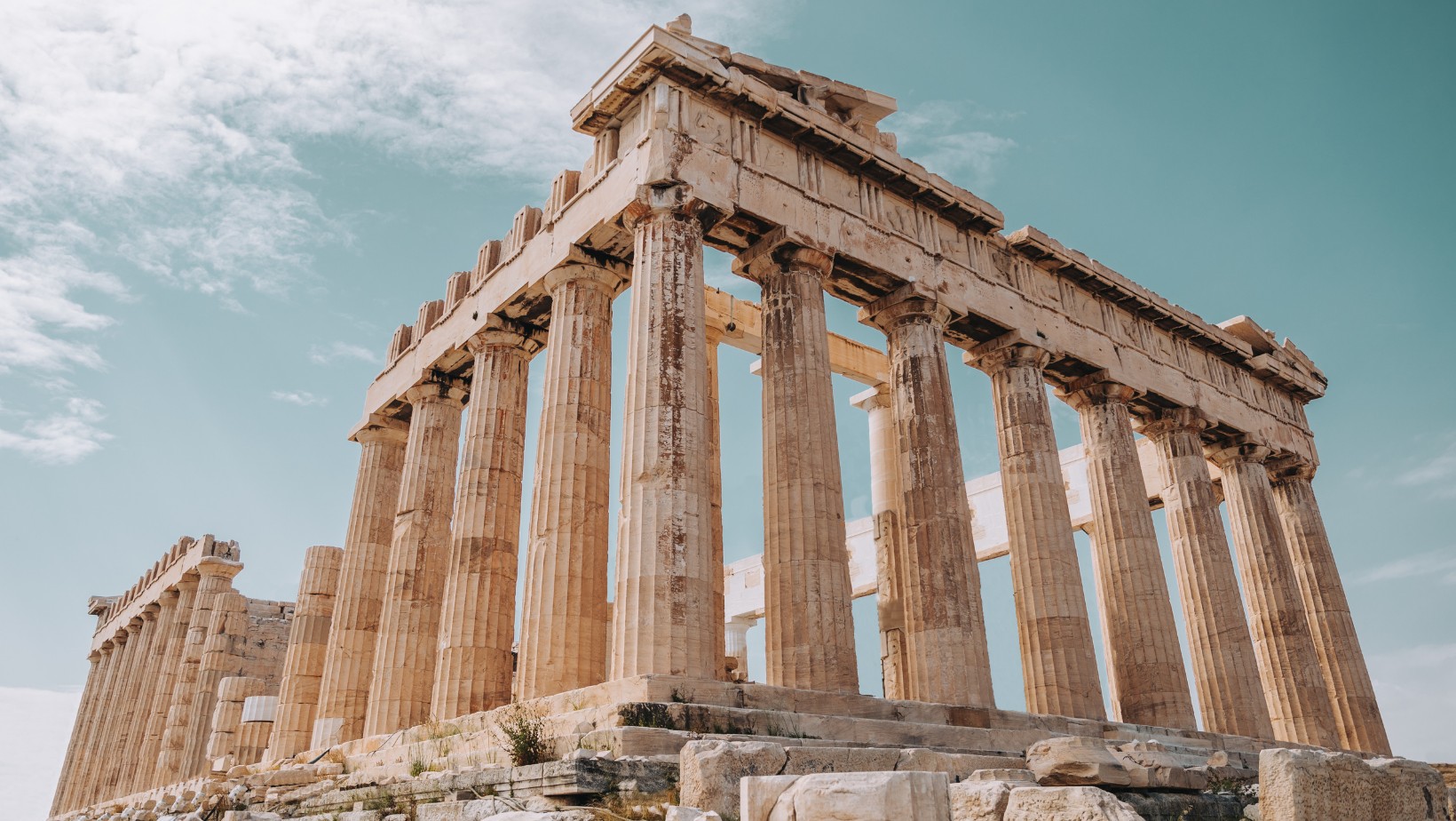 Zdjęcie Skandal! Dwaj Polacy wykradli bezcenny starożytny artefakt w Grecji! #1