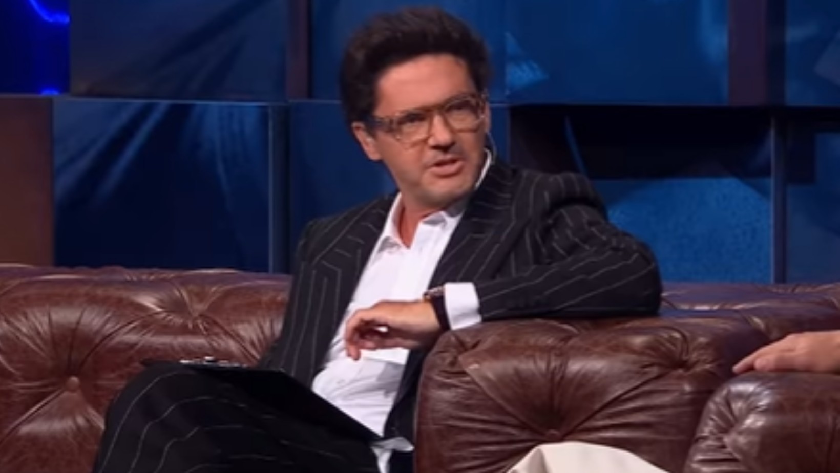 „Na poważnie” – Wielkie zaskoczenie w show Wojewódzkiego. Prowadzący pokazał obrączkę