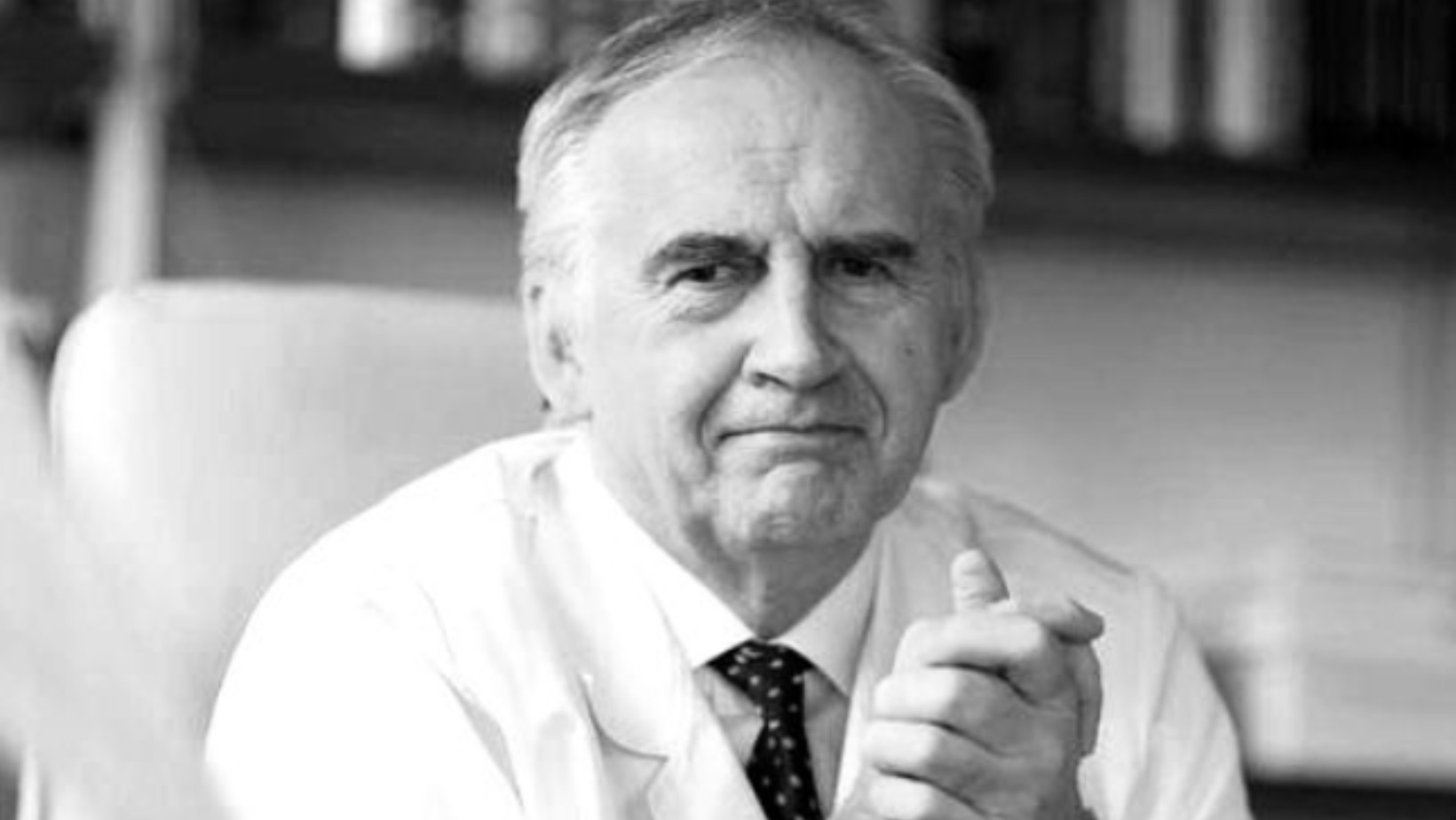 Prof. Zembala targnął się na swoje życie. Żona zmarłego lekarza wyjawiła szokujące informacje