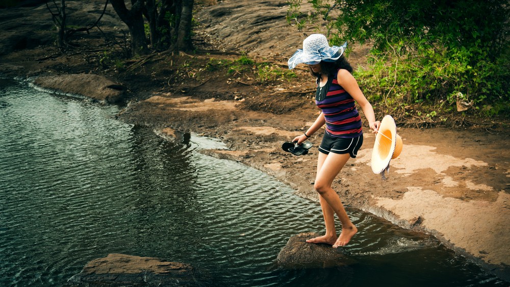 Przeszłość zawsze wydawała mu się miejscem o wiele ciekawszym i …