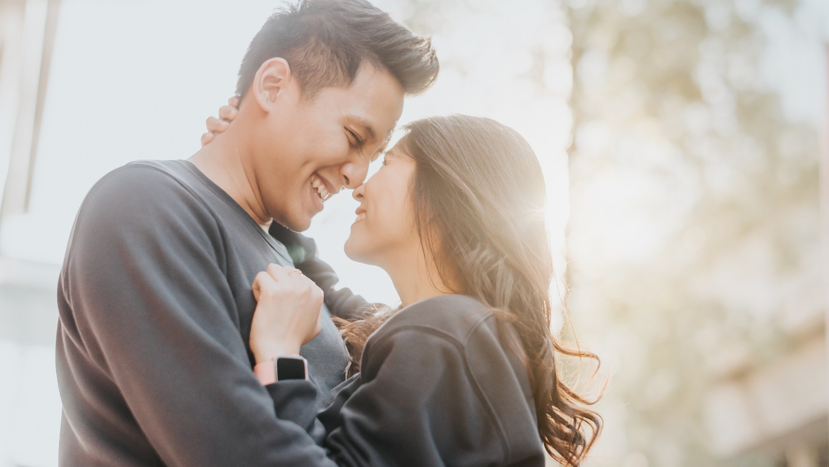 Jak budować zdrowe relacje? Porady psychologa, które zmienią Twoje życie!