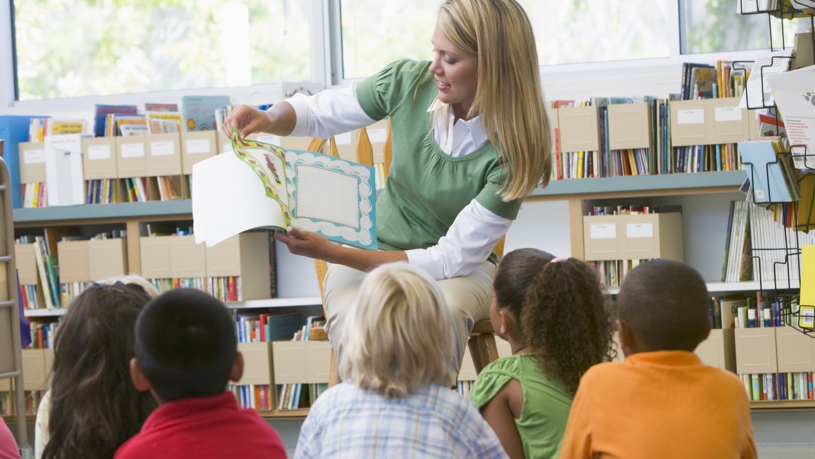 Do kiedy dzieci uczęszczają na zajęcia przed świętami? Jak działają placówki edukacyjne?