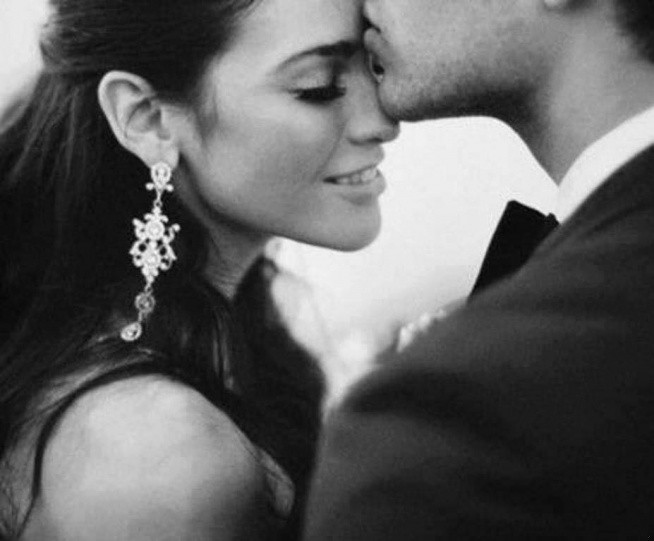 Są trzy etapy miłości. Pierwszy etap polega na „Fajnie, że …