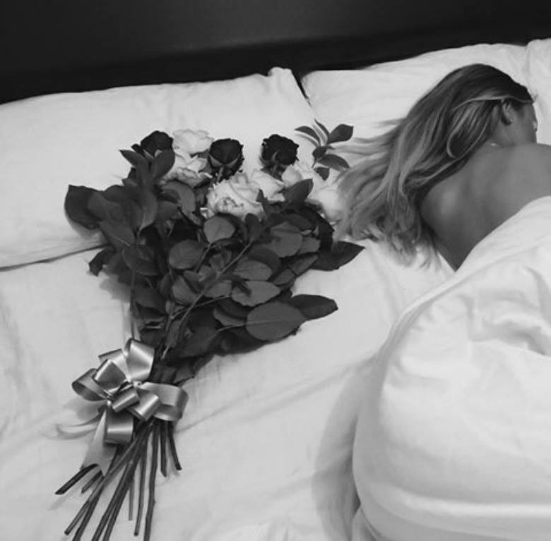 Pojawiłaś się przypadkiem – tylko przypadkiem nie odchodź.