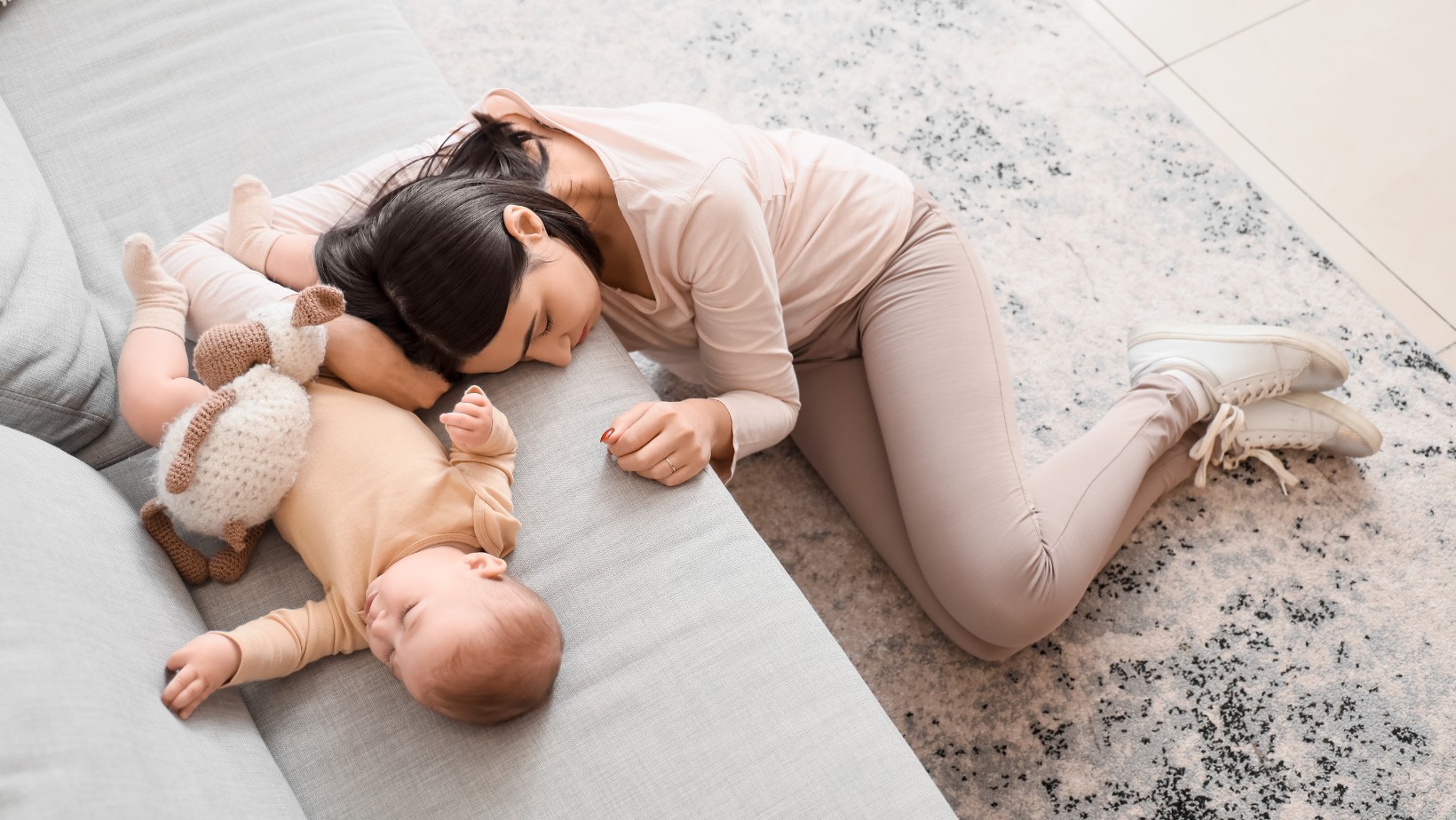 Jak radzić sobie z depresją poporodową? Porady dla młodych matek