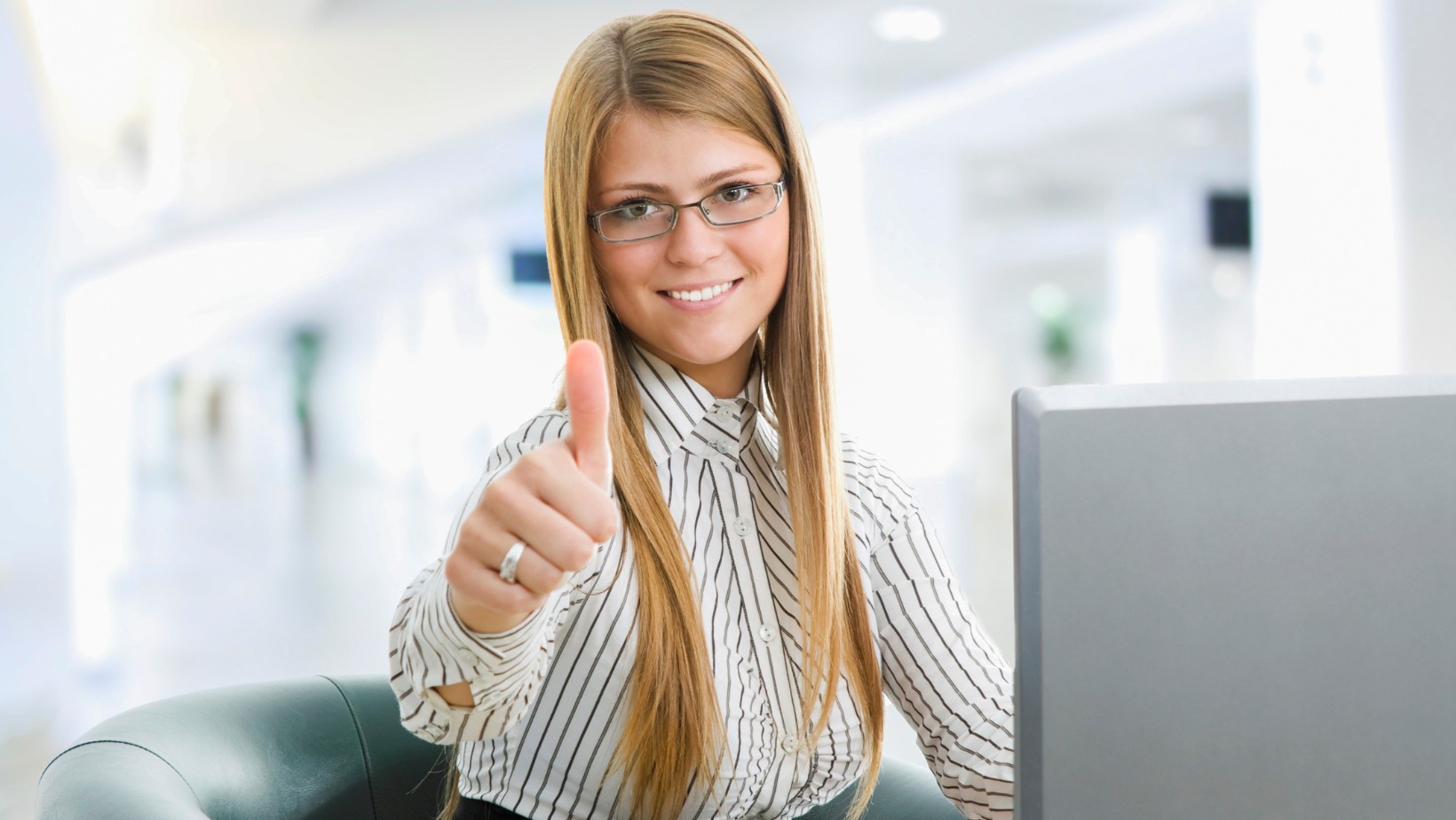 Zdjęcie Już od 1 lipca 2024 krótszy tydzień pracy! Którzy pracownicy na tym skorzystają? #1