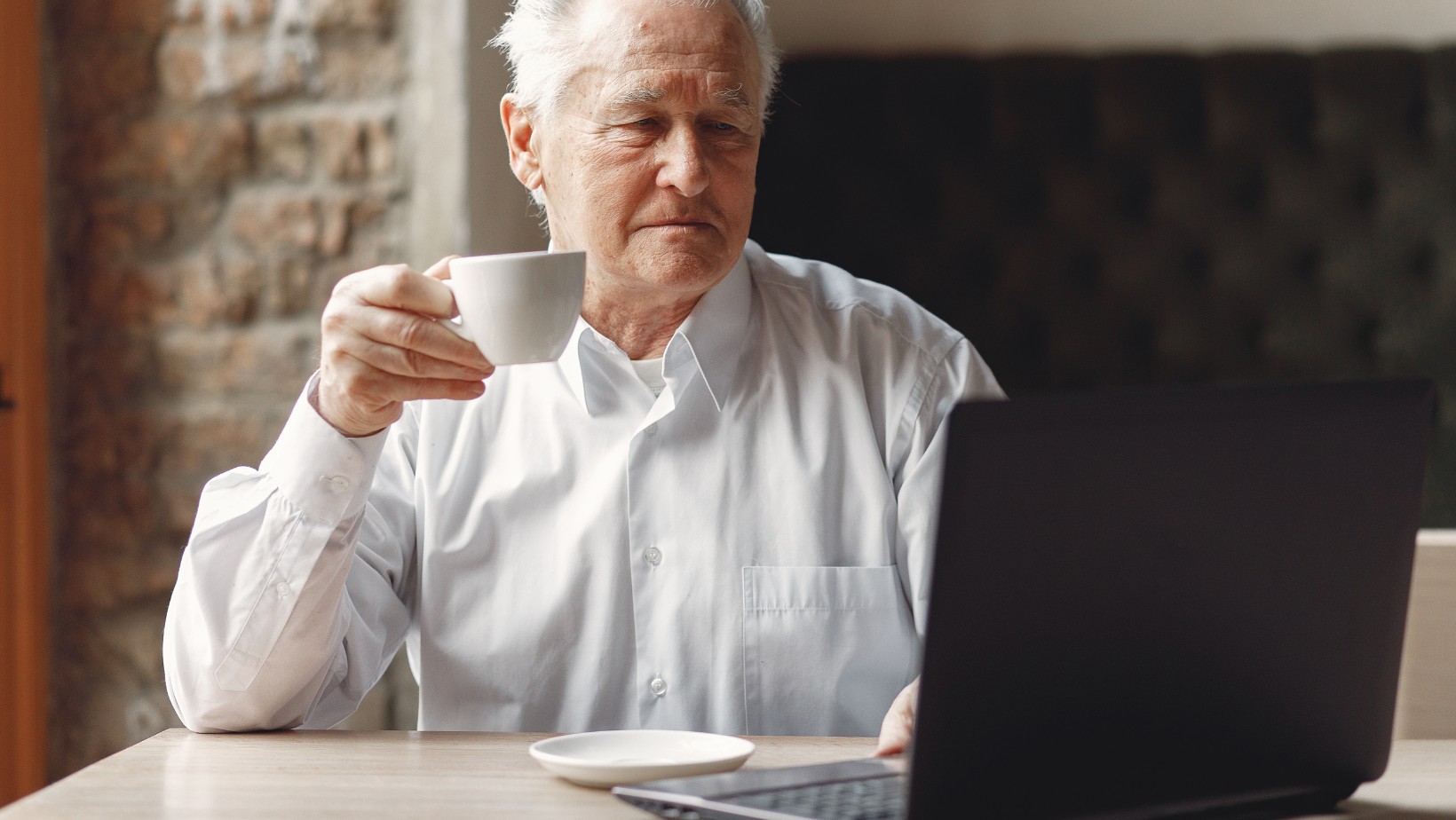 ZUS może zażądać zwrotu 13. i 14. emerytury! Sprawdź, kogo to dotyczy!