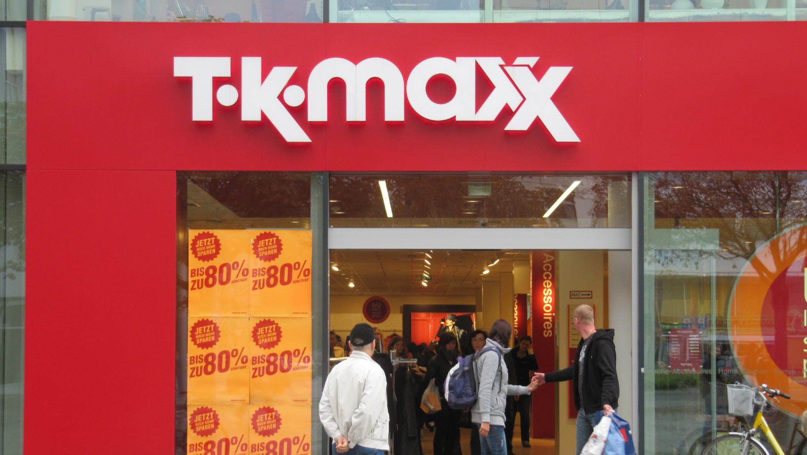 “Ryzyko reakcji alergicznej u osób uczulonych” – TK Maxx wycofuje znane perfumy ze sprzedaży!