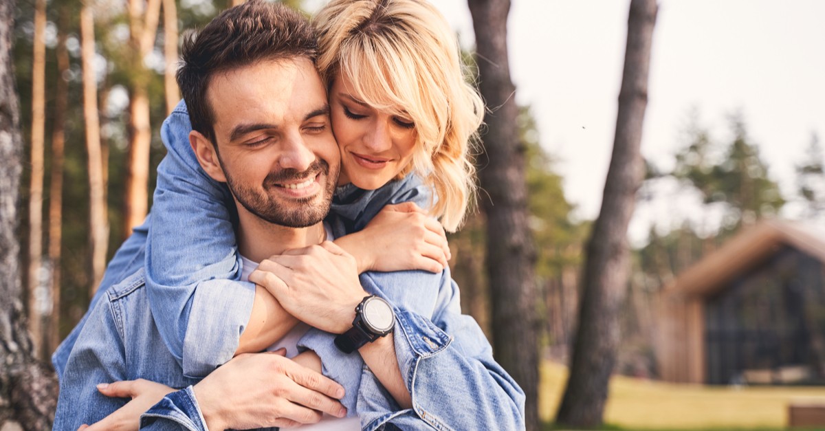Jak wyrazić miłość innymi słowami? 7 unikatowych zwrotów, które rozgrzeją serce