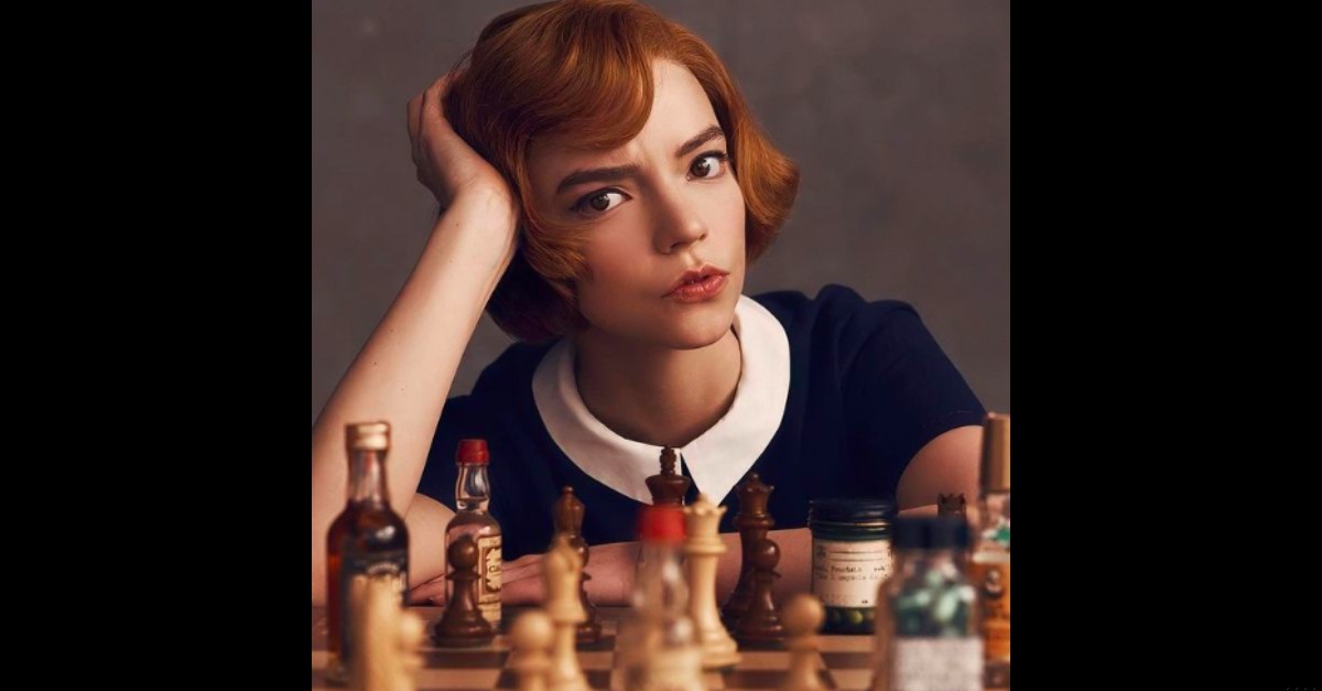 5 intrygujących cytatów z książki Gambit królowej, z którym warto się zapoznać