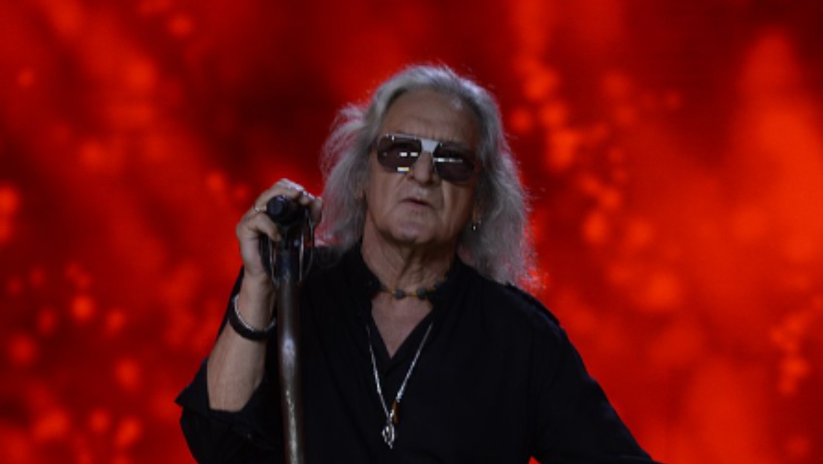 Perfect wraca na scenę bez Markowskiego. Były lider krótko skomentował