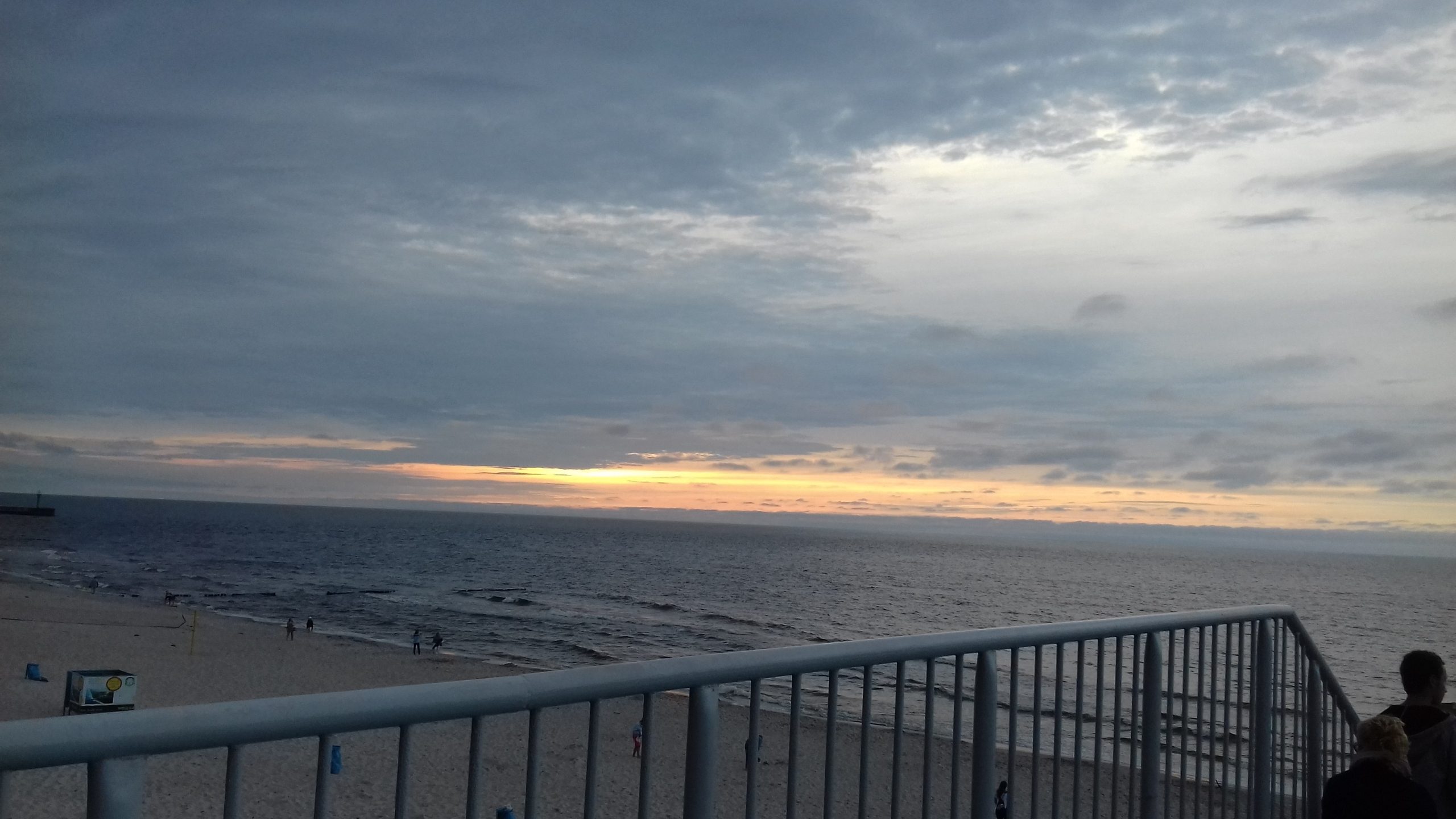 cieszyli się swoim towarzystwem przez kilka miesięcy,każde spotkanie było jak …