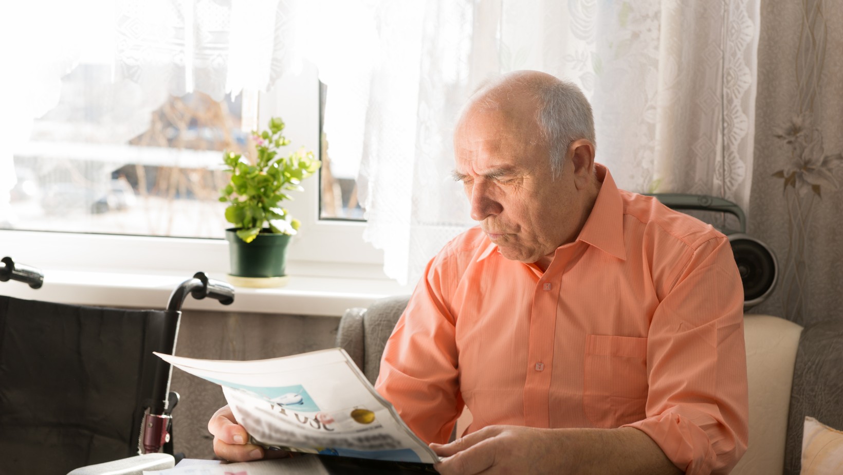 Zdjęcie Od września emeryci muszą uważać. ZUS obniży im wypłatę? #1