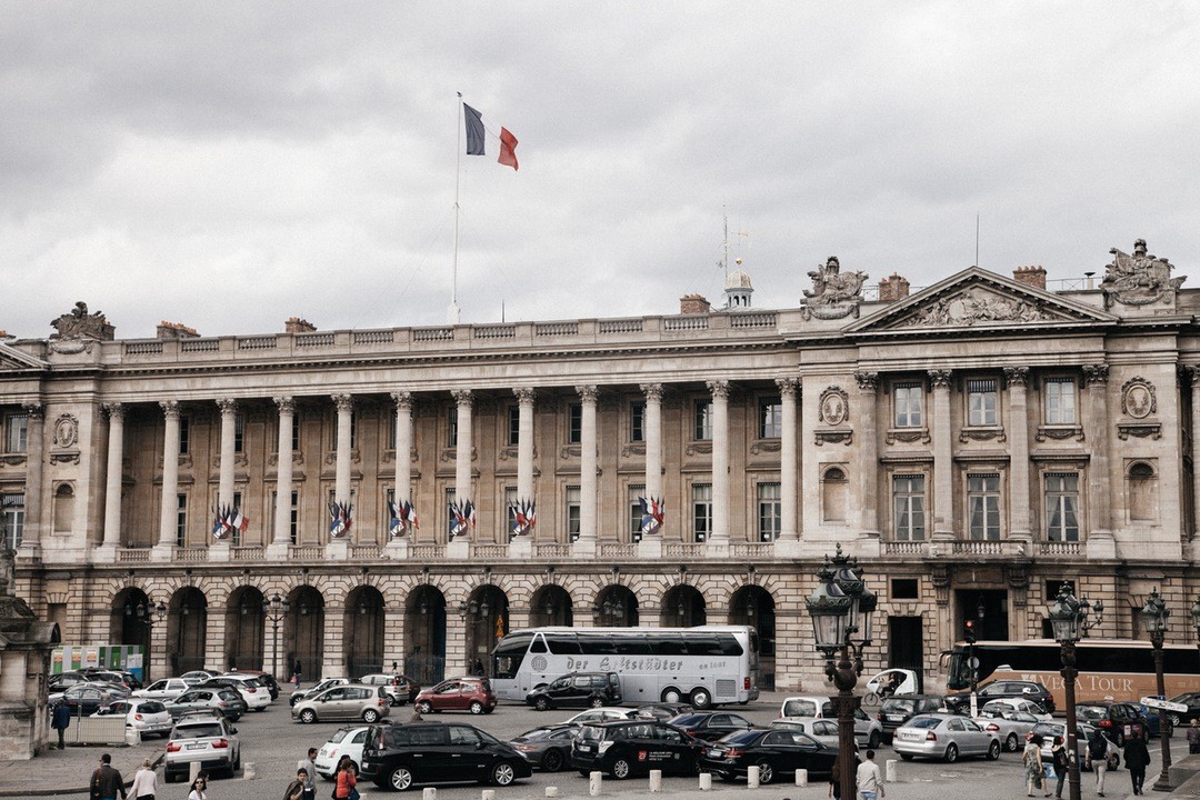 Dobrych rozmówców znajdziesz wyłącznie w Paryżu.