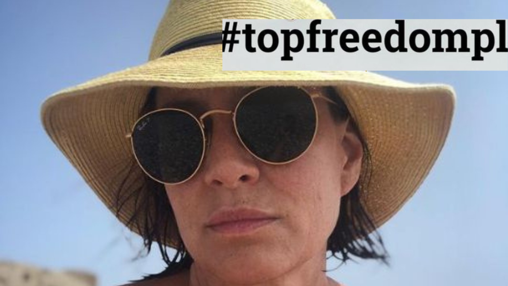 Czym jest akcja „TopFreedom”? Znane kobiety pozują bez staników!