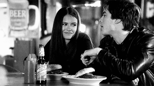 Zdjęcie W jaki sposób panowie zdradzają swoje uczucia? #1