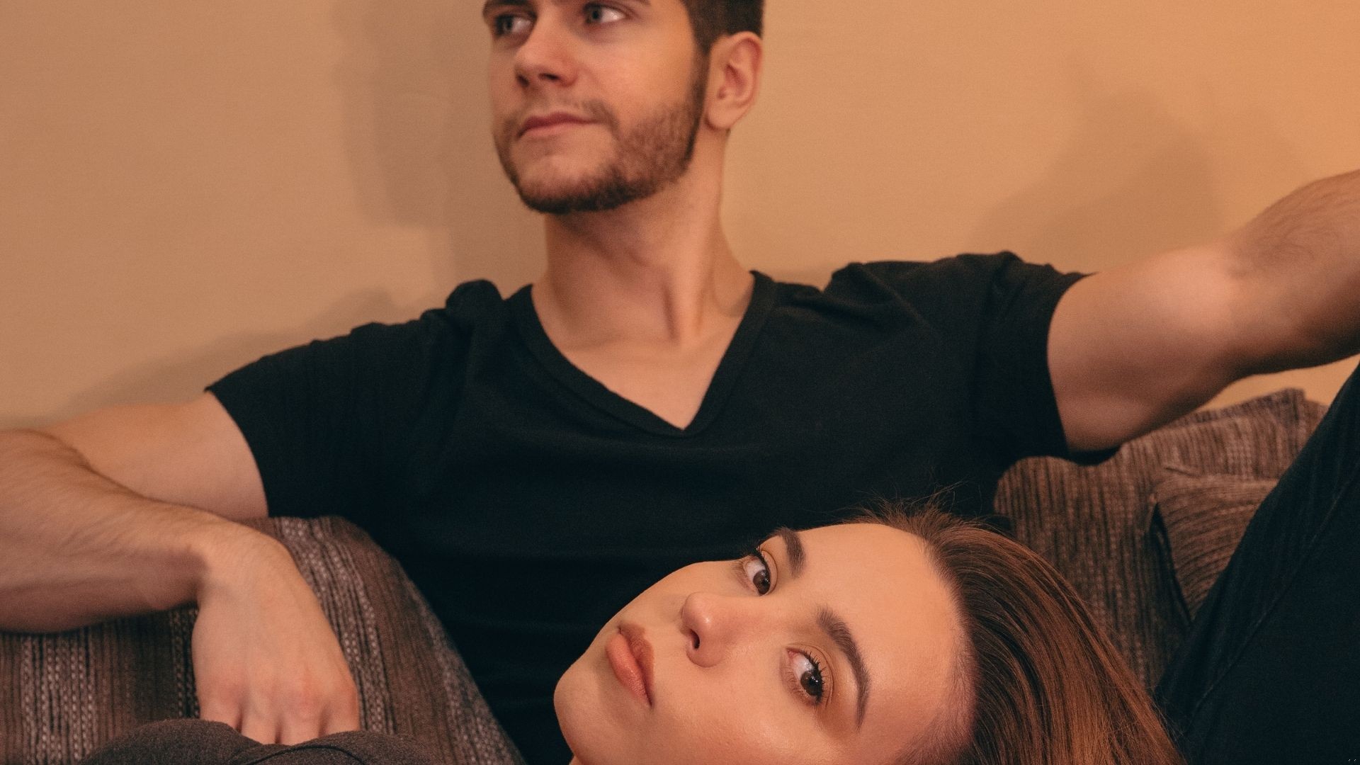 Czujesz, że on Cię okłamuje? W ten sposób zyskasz pewność