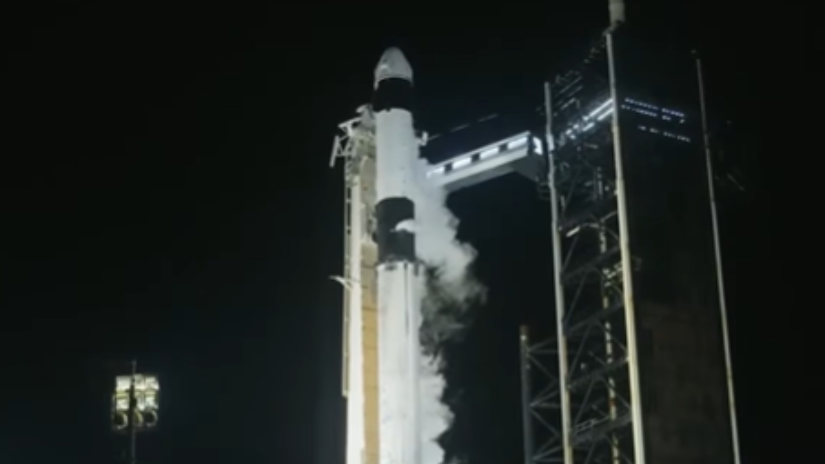 „Kosmos dla wszystkich” – wzruszające słowa Polaka tuż po starcie rakiety Falcon 9