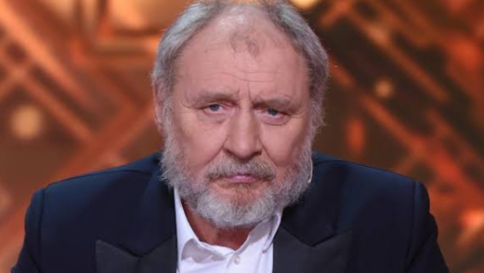 „Odchodzą aktorzy, którzy byli mi bliscy”. Andrzej Grabowski wspomina pracę przy kultowym serialu