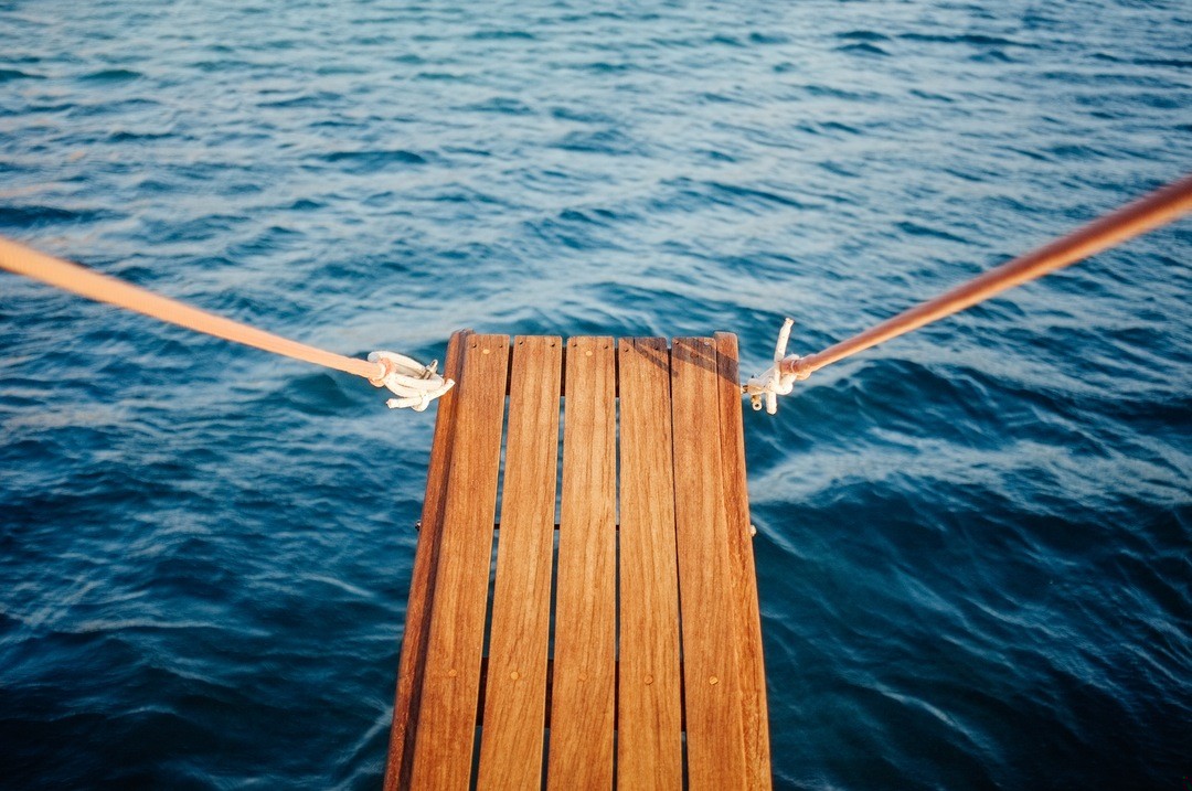 Nie mów dużo, ale powiedz wiele.