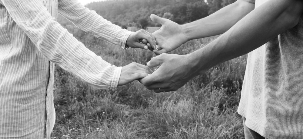 Wolę się z tobą zaprzyjaźnić i mieć cię przy sobie, …