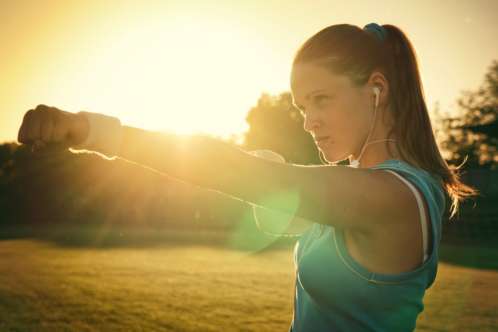 Zawsze, kiedy spotykam kogoś, kto wynosi się nad innych wiem, …