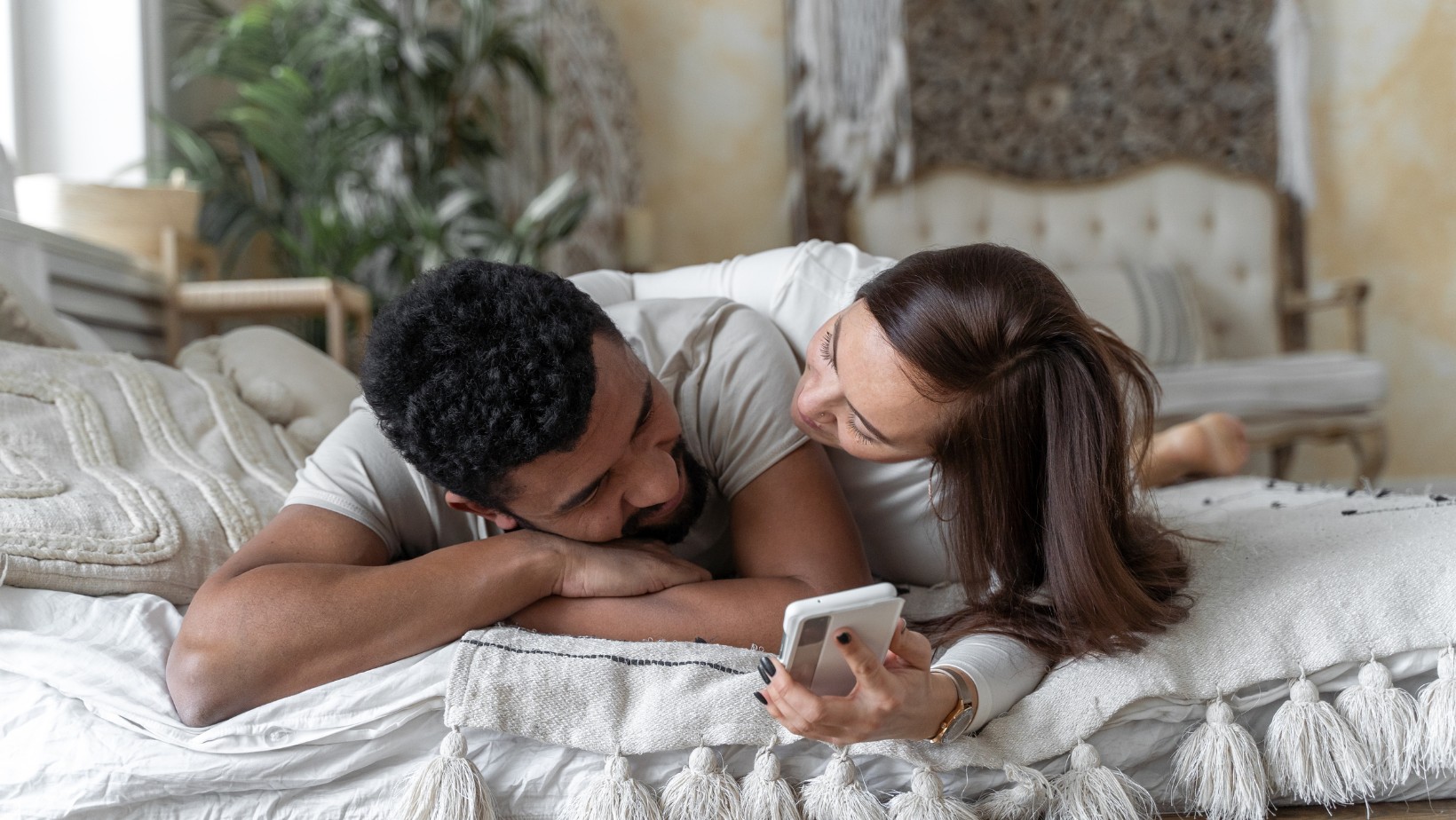 Zdjęcie Nigdy nie rób tego przed snem! To może zniszczyć Twój związek! #1