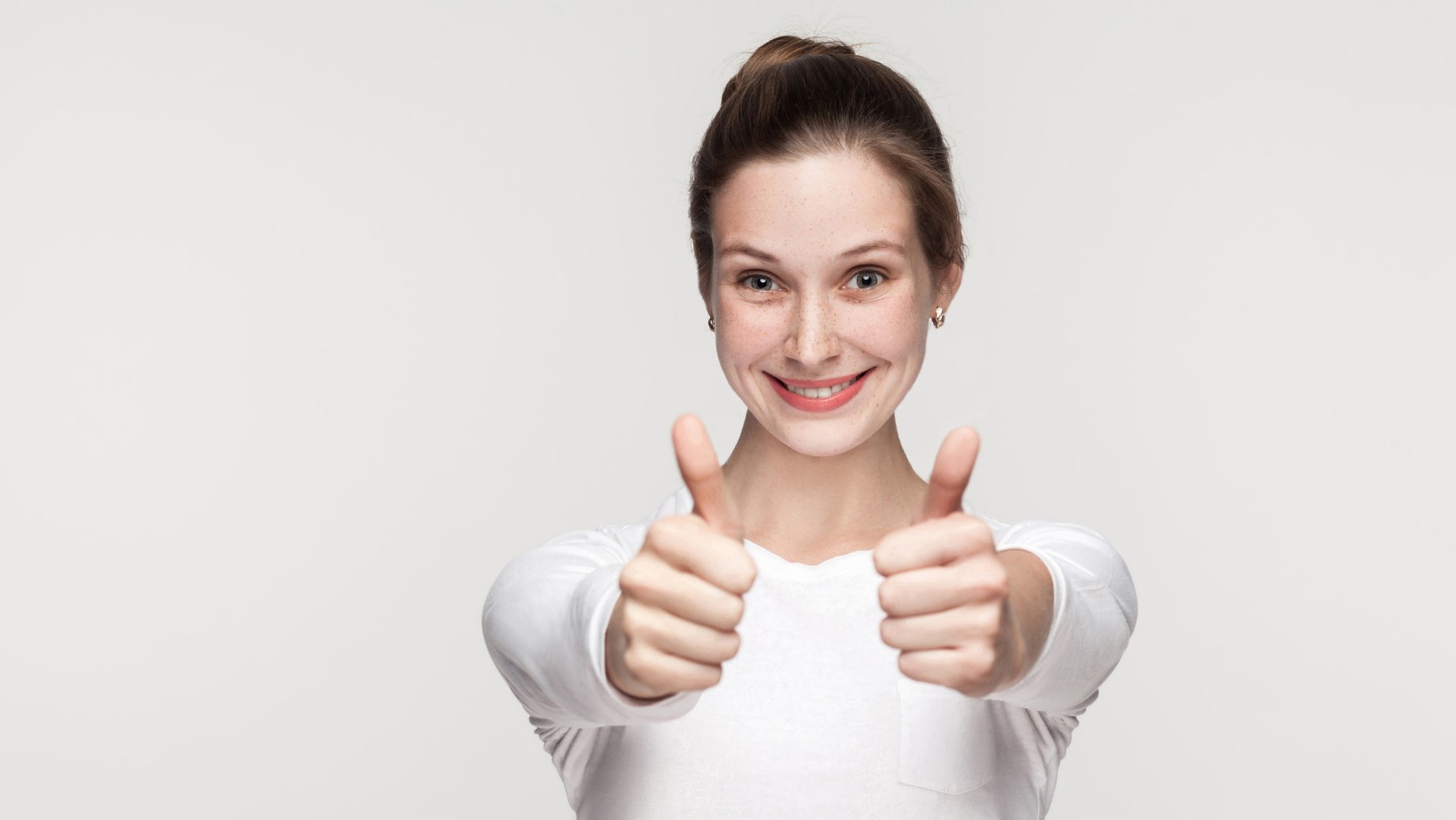 10 Psychologicznych sztuczek, dzięki którym od razu zyskasz sympatię!