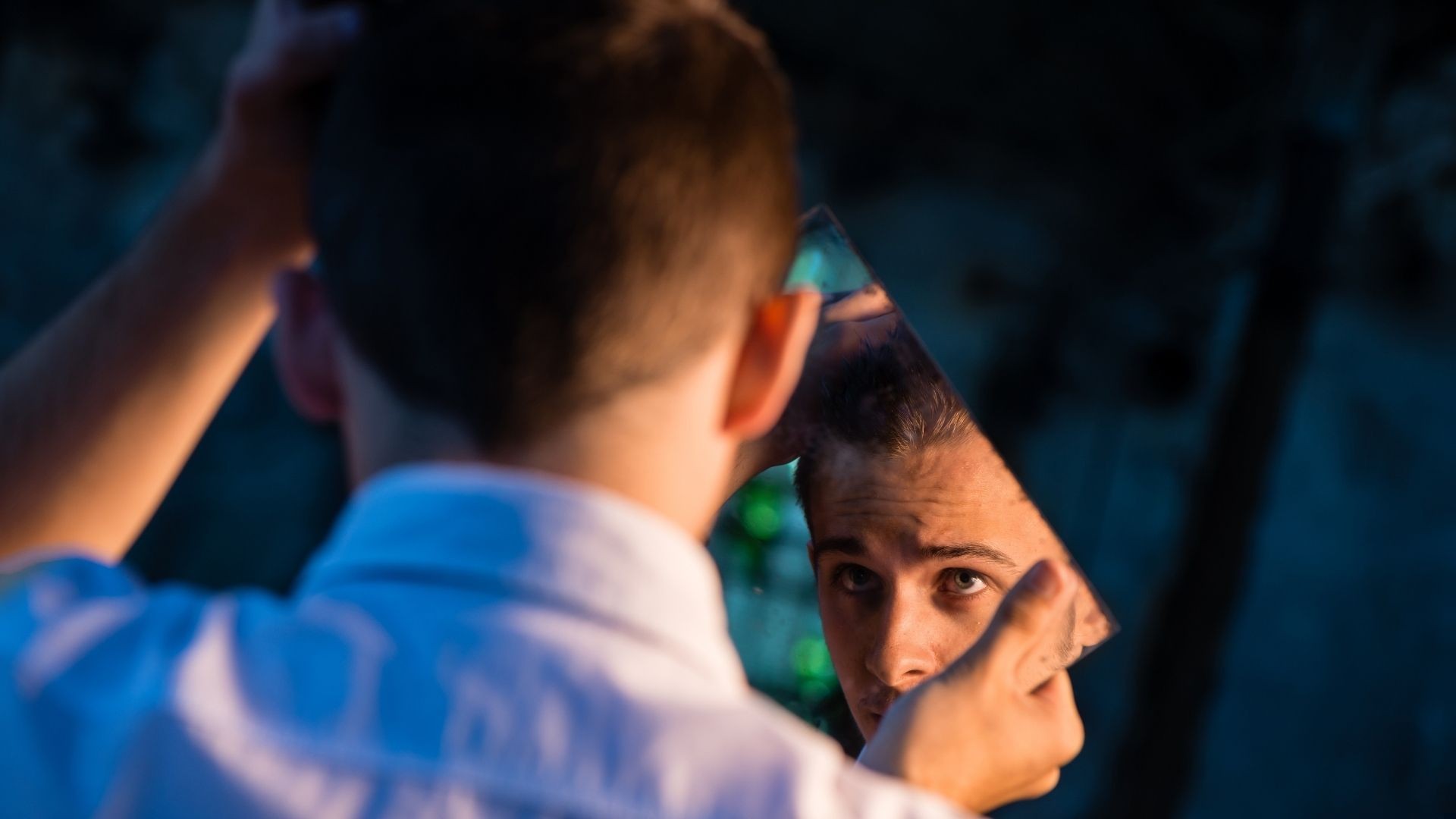 Tych rzeczy nigdy nie rób przy narcyzie