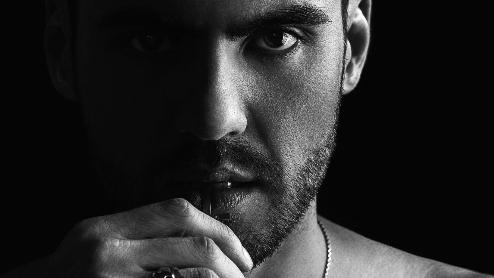 Jeśli urodziłeś się w TYM miesiącu, kobiety nie mogą się Tobie oprzeć!