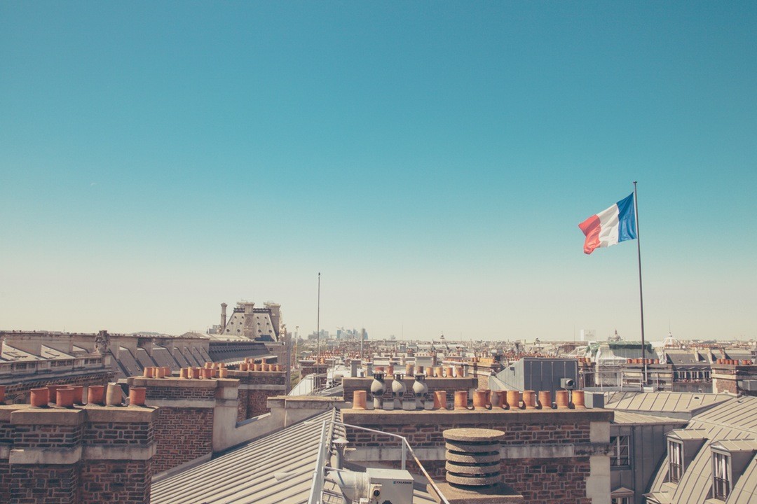 Historii nie należy poprawiać ani zacierać, historię należy poznawać.