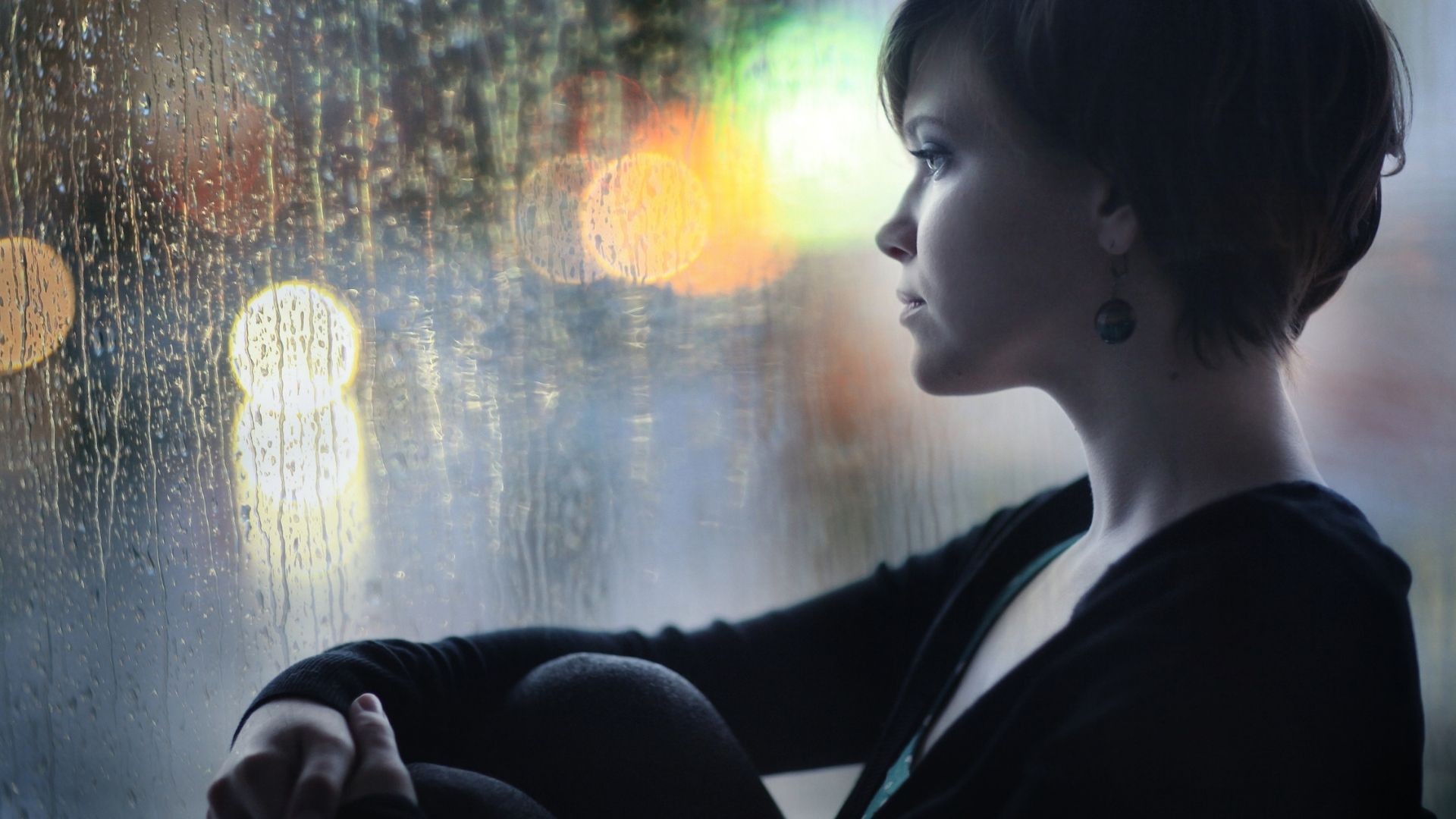 6 oczywistych sygnałów, które świadczą o tym, że twoja relacja jest toksyczna i ciągnie cię na dno