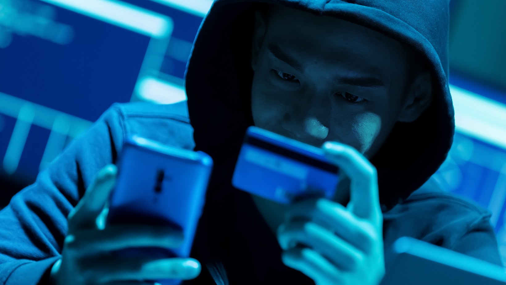 Zdjęcie Atak hakerski! Dane tysięcy Polaków mogły trafić w niepowołane ręce #1