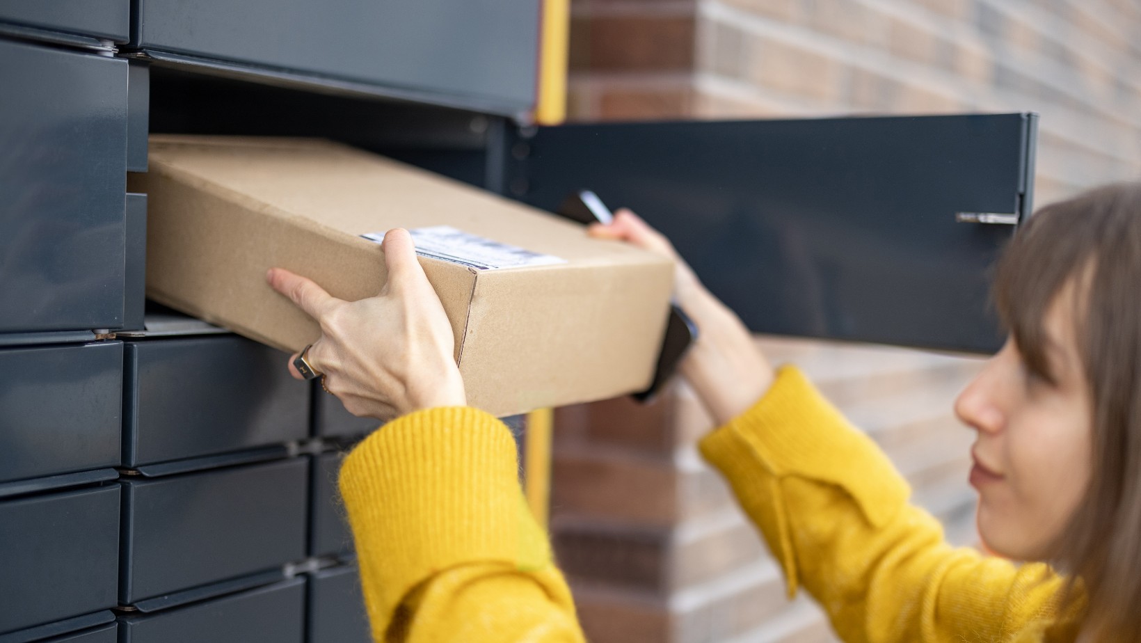 Zdjęcie Nowa usługa InPost! Stare ubrania teraz wyrzucisz do paczkomatu! #1