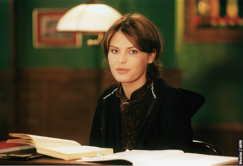 Renata Gabryjelska była jedną z najpiękniejszych polskich aktorek. Jak zmieniła się przez lata?