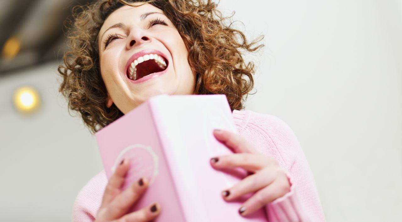 ŚMIECH TO ZDROWIE – 8 POWODÓW DLACZEGO WARTO SIĘ ŚMIAĆ