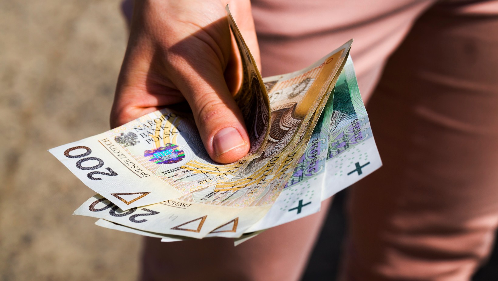 1000 plus na dziecko: komu należy się świadczenie?