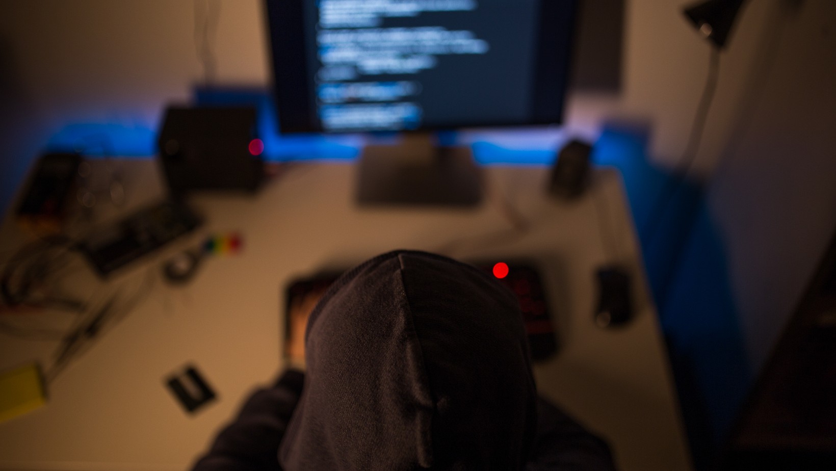 Próby zastraszania w sieci! Oszuści podszywają się pod Komendanta Głównego Policji!